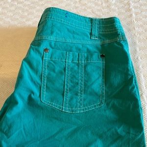 KUHL shorts, size 10, green, teal color